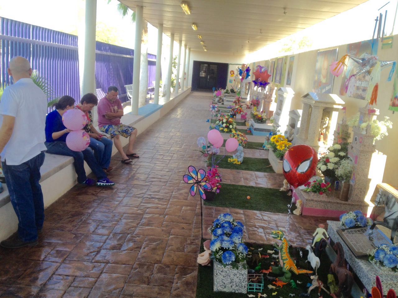 Los padres de los 49 realizarán una marcha por la tarde en memoria de los niños. 