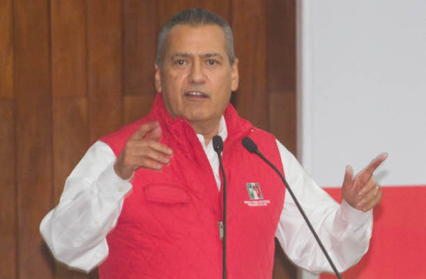 El presidente nacional del PRI, Manlio Fabio Beltrones, dijo que “es el momento de enfrentar una realidad dentro del PRI y sus gobiernos”.