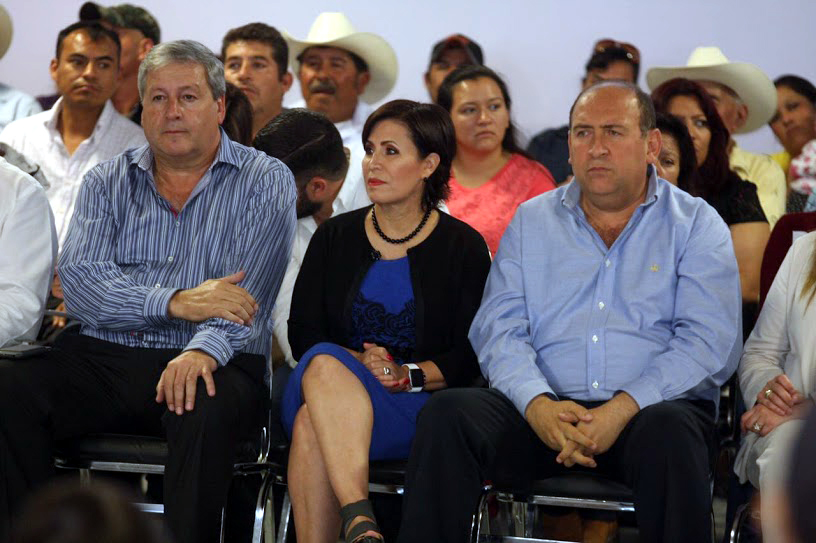 Rosario Robles entregó mil 600 escrituras en Coahuila