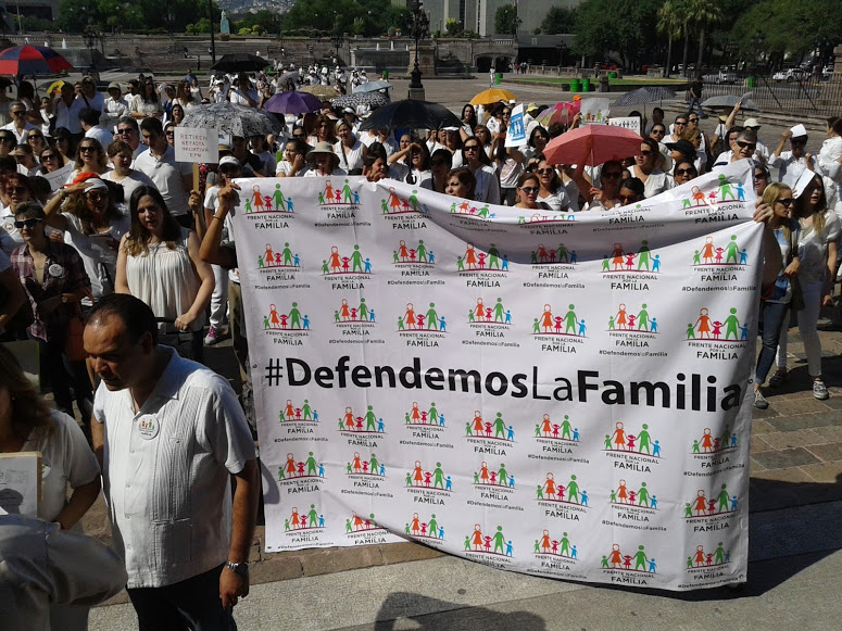 El grupo entregó un escrito con su posicionamiento en el Palacio de Gobierno y en la Oficialía de Partes del Congreso local. 