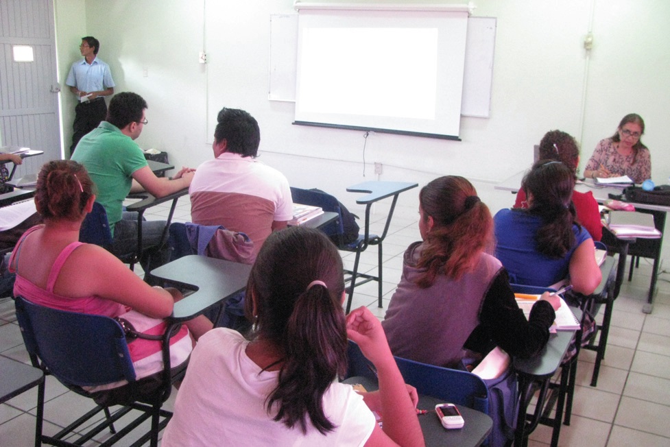 Estudiantes Se Amparan Contra Expulsiones Grupo Milenio