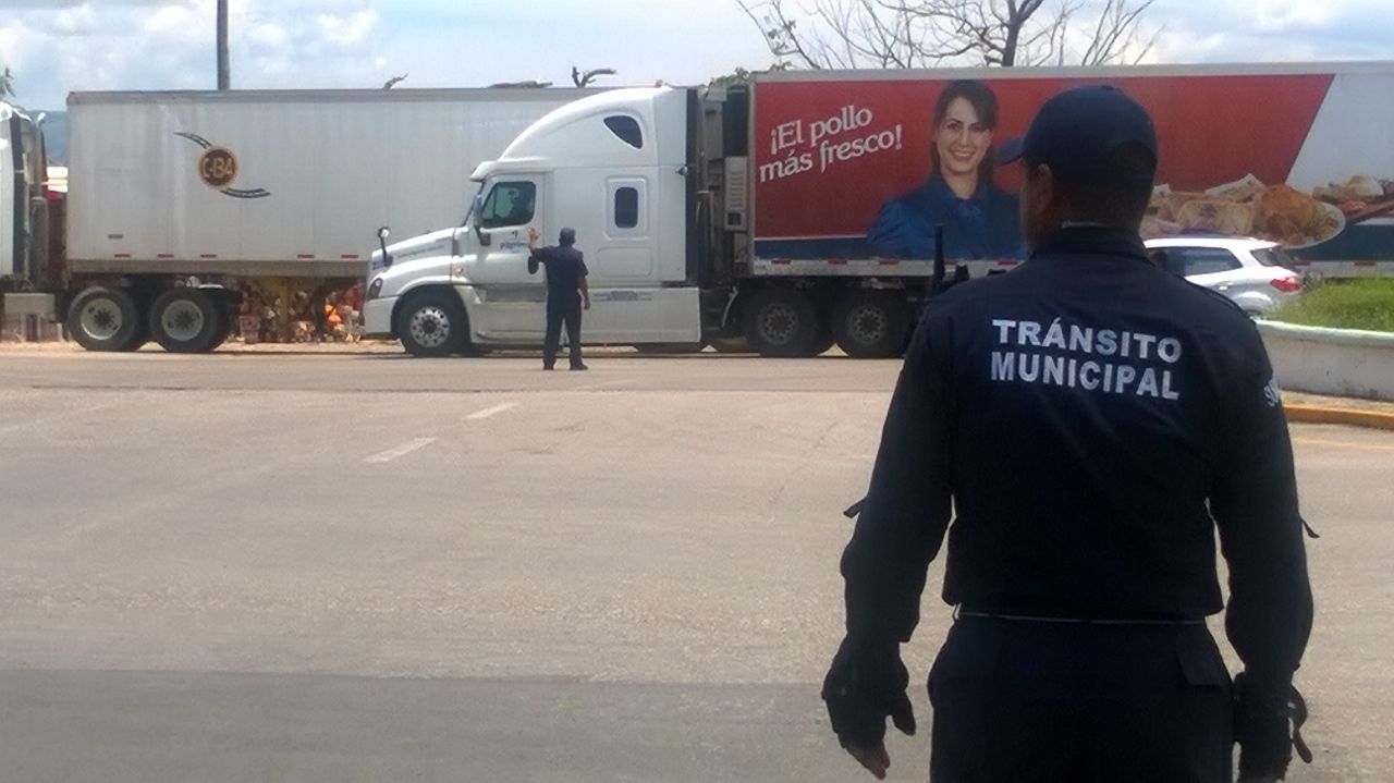 La policía se mantiene atenta a las movilizaciones. 
