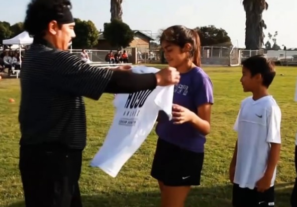 Los niños aprenderán de Hugo Sánchez