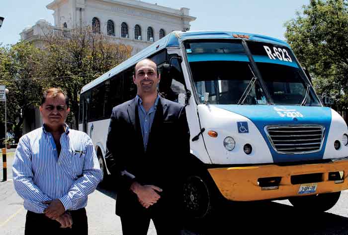 El vehículo desarrollado por Alfonso Hernández y Rogelio Quirarte cuenta con un motor de 340 caballos de fuerza.