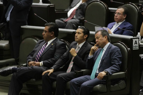 César Camacho Quiroz, coordinador del PRI en la Cámara de Diputados, durante la discución de las leyes anticorrupción.