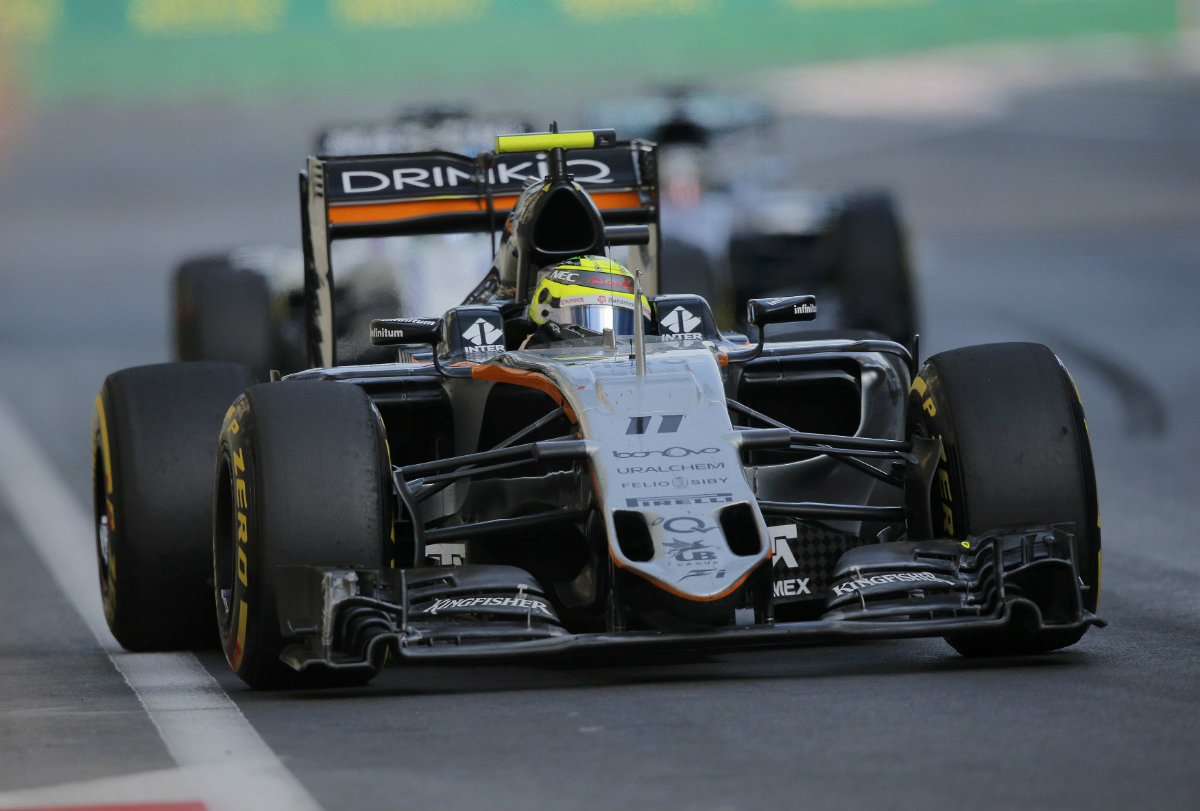 Checo Pérez durante el Gran Premio de Europa