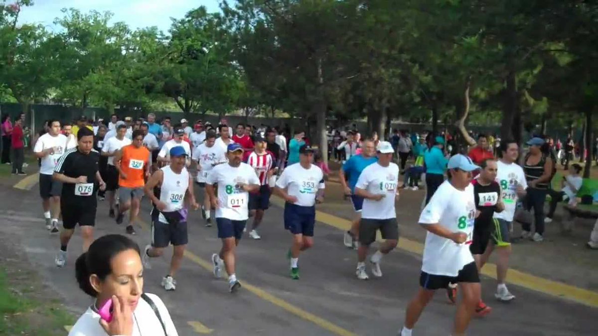 Más de mil 400 personas se reunieron y corrieron en el Parque Metropolitano