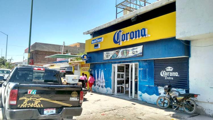 Se aseguraron varias cajas de cervezas de diversas marcas.