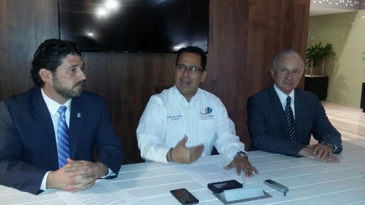 En rueda de prensa, en un hotel del centro de Monterrey, se propuso revisar y mejorar el plan de capacitación para operarios de unidades. 