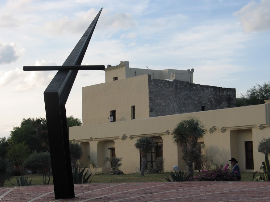 La Hacienda San Pedro data de 1666 y está ubicada en la entrada al municipio de Zuazua.