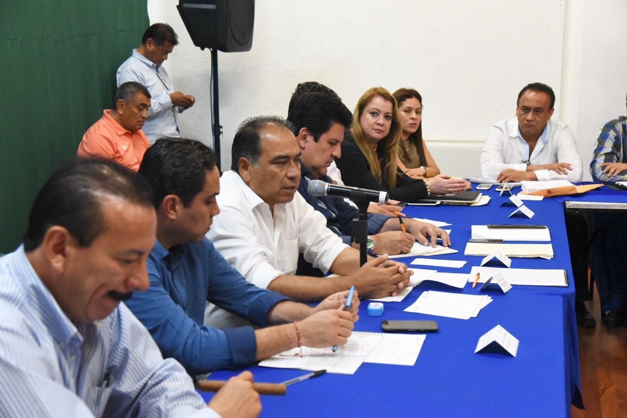 El gobernador confirmó que ahora sí entra en vigor el Acabús el domingo. 