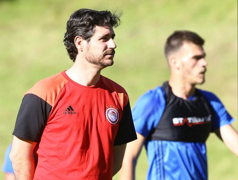 Víctor Sánchez en su primera práctica con la plantilla 