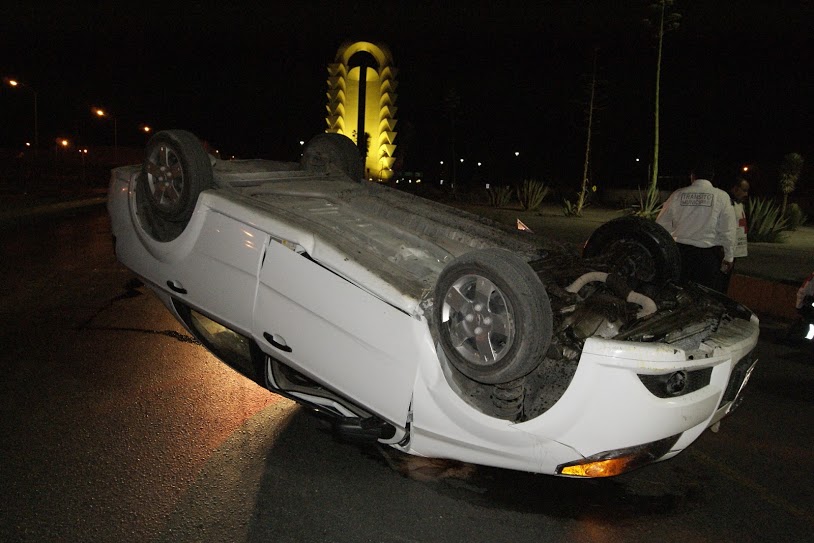El accidente ocurrió en el periférico de Torreón a la altura de la Puerta Amarilla. 