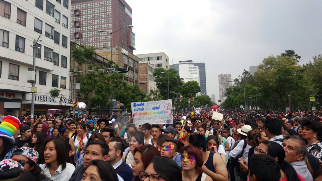Los asistentes al Pride 2016 
