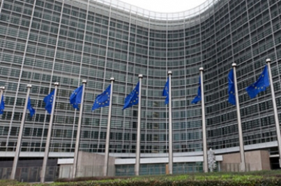 Los miembros fundadores de la UE mostraron confianza y determinación para mantenerse unidos en el futuro, pese al choque que provocó el resultado del 