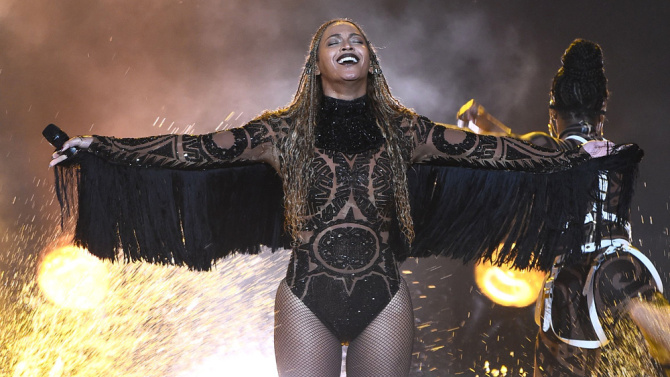 Beyoncé fue la encargada de abrir la ceremonia. 