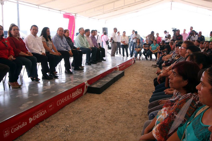 Con una inversión de 6 mdp, se inauguró la pavimentación de la Prolongación del bulevar los Valdez.