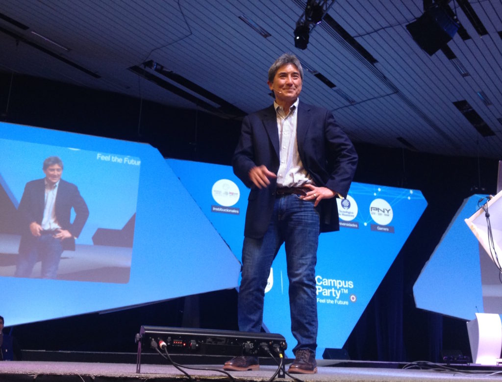Guy Kawasaki trabajó con Steve Jobs en la creación de la Macintosh a mediados de los 80 y compartió su experiencia durante su conferencia en Campus Pa