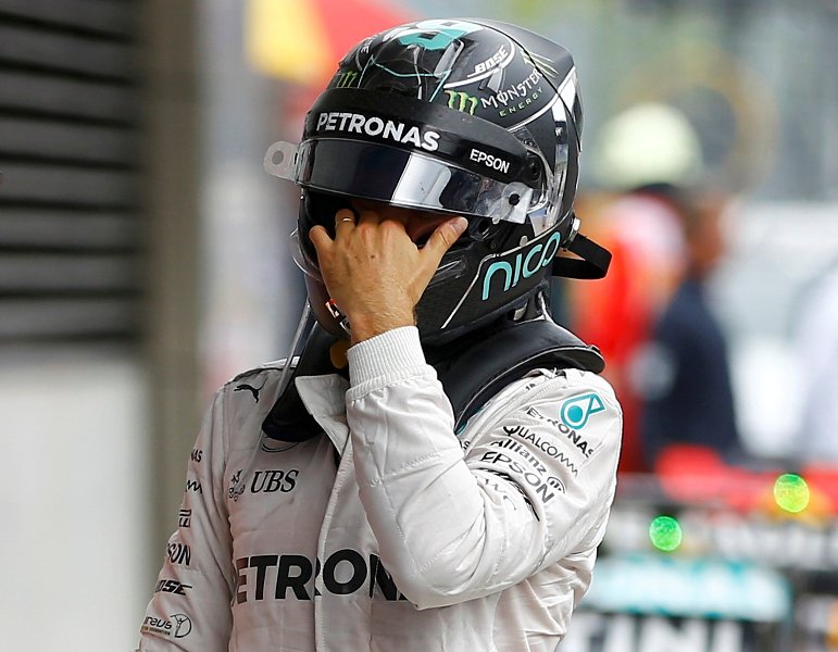 Nico Rosberg reacciona tras la carrera 