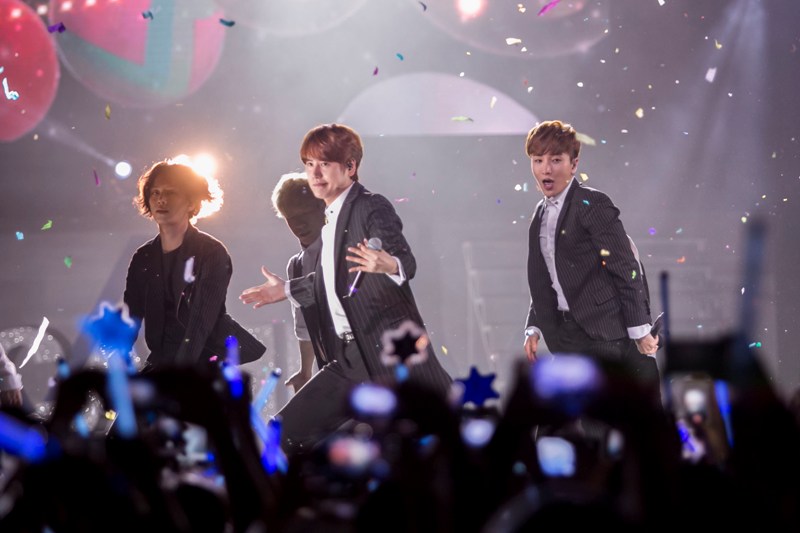 Super Junior reunió a cientos de jóvenes en la Arena Ciudad de México. 