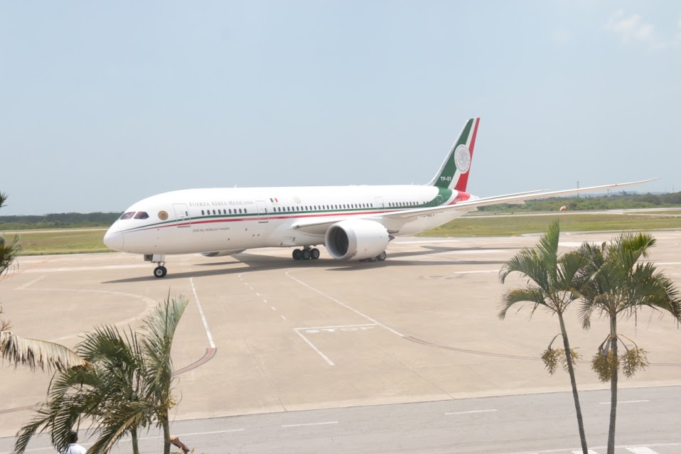 Aterriza avión presidencial en Tampico 