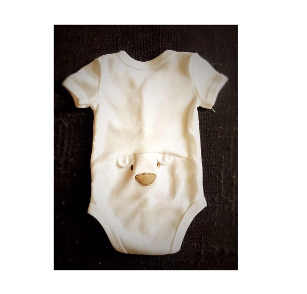 “¡Nuestra familia crece, crece la felicidad #3meses!”, dio a conocer Zuria Vega. 