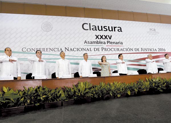 Participantes en la asamblea que tuvo lugar en Campeche.