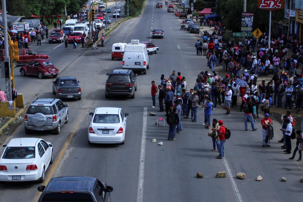 Este fin de semana se mantuvieron bloqueados solo en cinco de los ocho accesos que invadió la sección 22. 