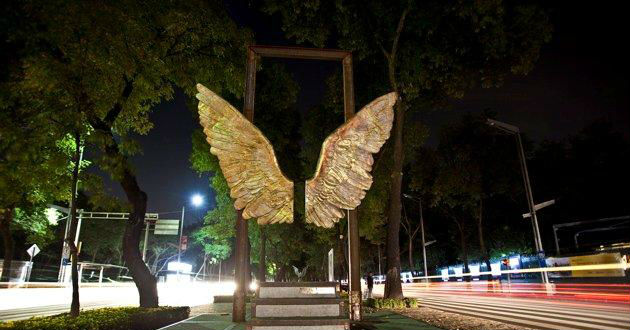 La escultura "Alas de México" se encuentra de manera permanente en Singapur, Tel Aviv, Los Ángeles y Berlín