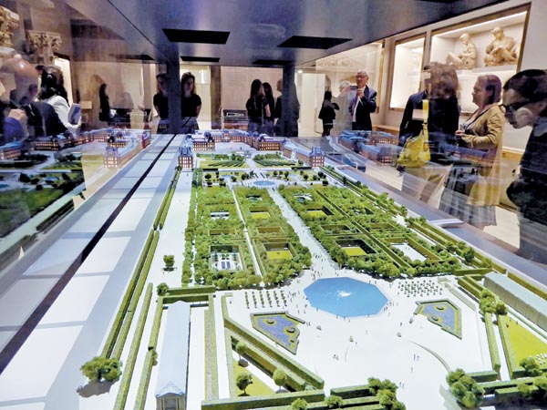 Una de las tres nuevas maquetas que ilustran su pasado.