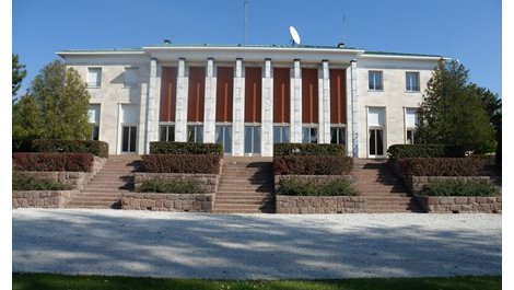 Francia cerró sus misiones diplomáticas en Turquía.