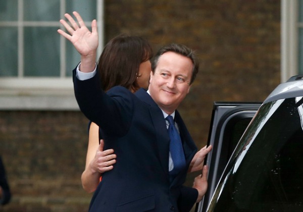 "Ha sido el honor de mi vida servir a nuestro país como primer ministro", dijo Cameron ante de dejar el cargo.