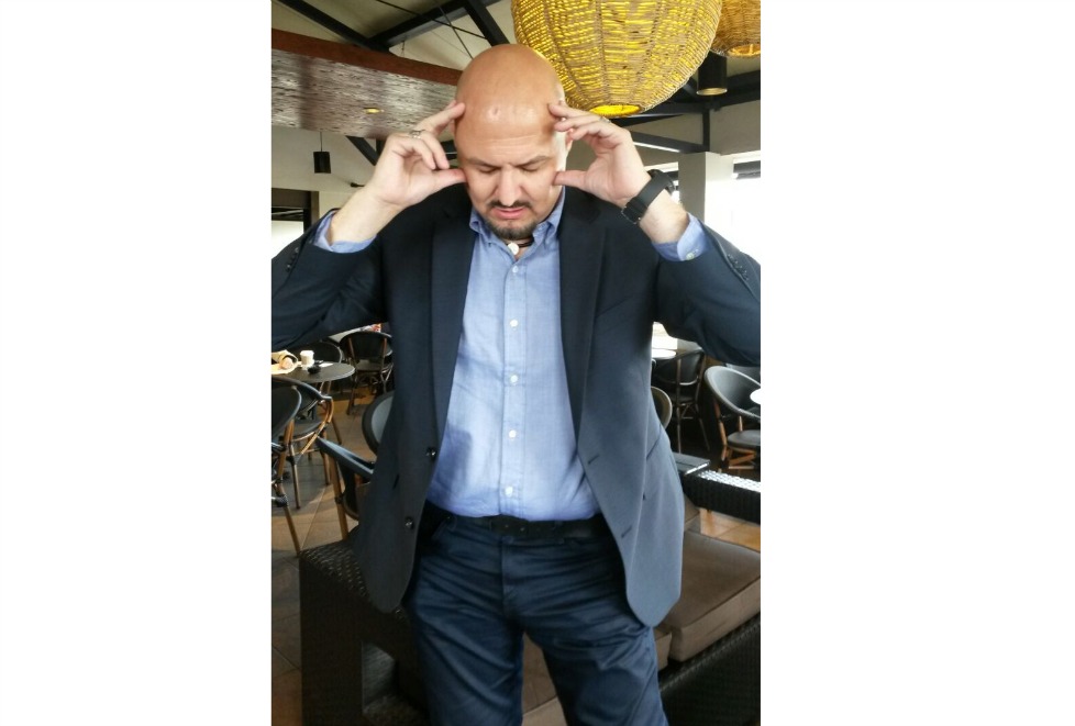 John Milton ofrecerá su temporada de seis show en el Teatro Galerías. 