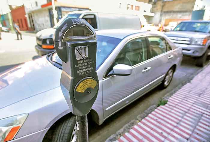 La empresa anteriormente había sido señalada por instalar de manera arbitraria los parquímetros; es decir, sin la previa autorización municipal