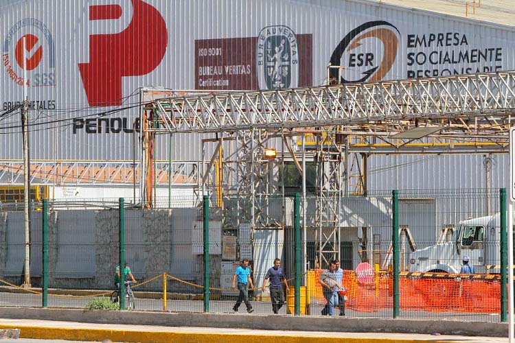 En forma directa la empresa genera alrededor de 20 mil empleos en la entidad.