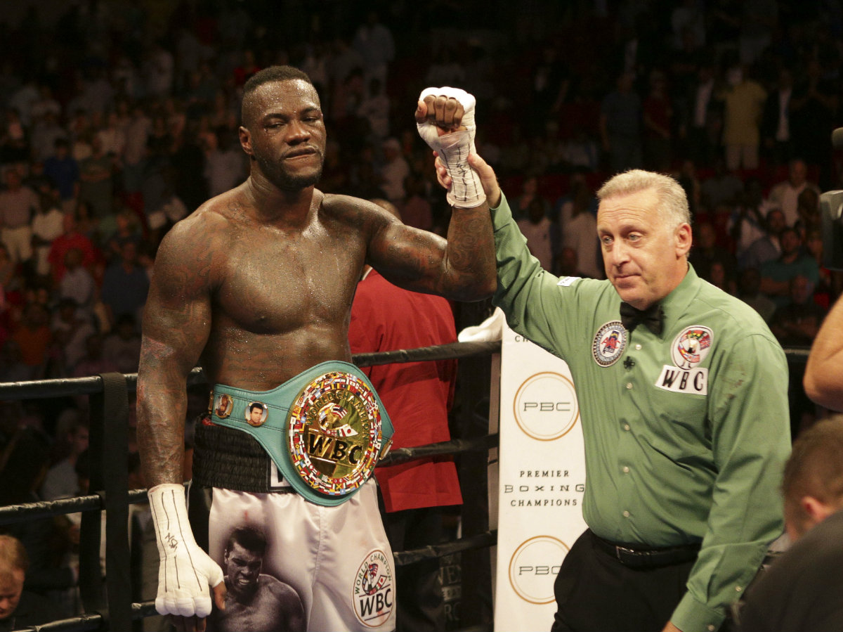 Deontay Wilder sometió al mexicoamericano Chris Arreola en Alabama