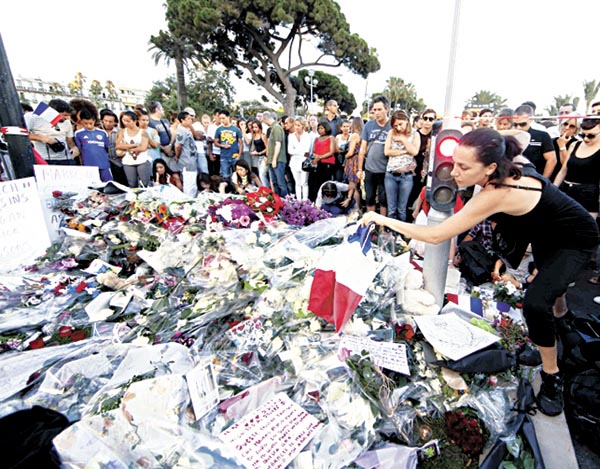 Homenaje a las víctimas del nuevo atentado en Francia.