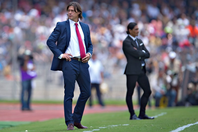 Matías Almeyda en el duelo ante Pumas 