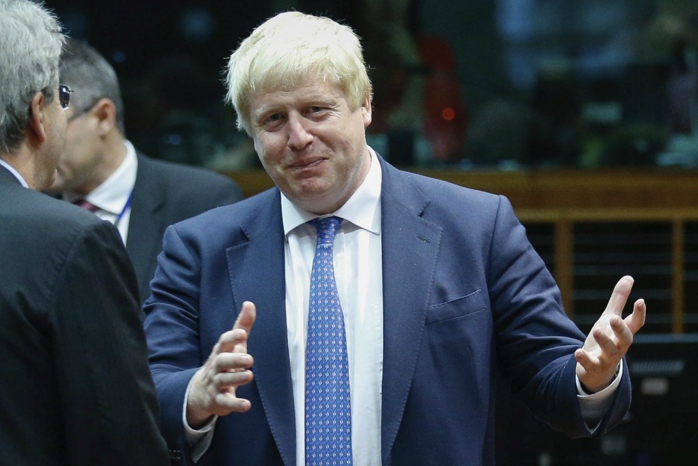  El titular de Exteriores británico, Boris Johnson, durante la reunión de los ministros de Exteriores de la Unión Europea, en Bruselas.