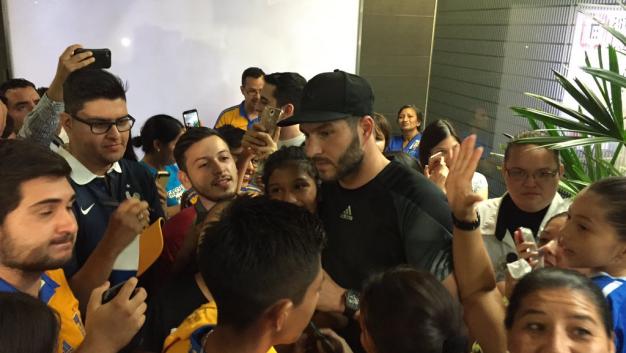 Gignac ya está en Monterrey y quiere jugar lo antes posible 