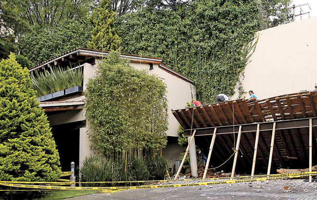 En Cuajimalpa la tormenta del pasado lunes afectó a la gente de bajos recursos y a los habitantes de la zona residencial. 