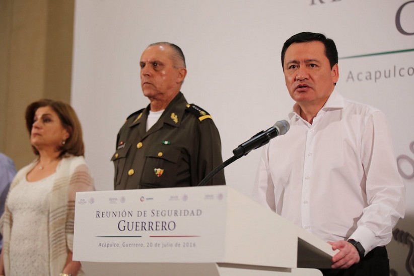 El secretario de Gobernación, Miguel Ángel Osorio Chong, encabezó la reunión de seguridad en Guerrero para analizar los avances en la materia.