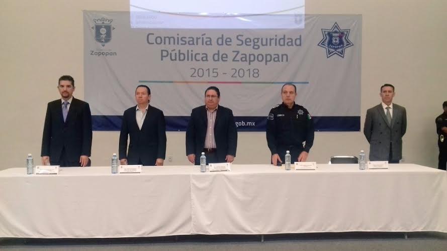 El comisario de seguridad, Roberto Alarcón Estrada, habló de que su objetivo es “brindar herramientas que les sirvan como una alternativa profesional"