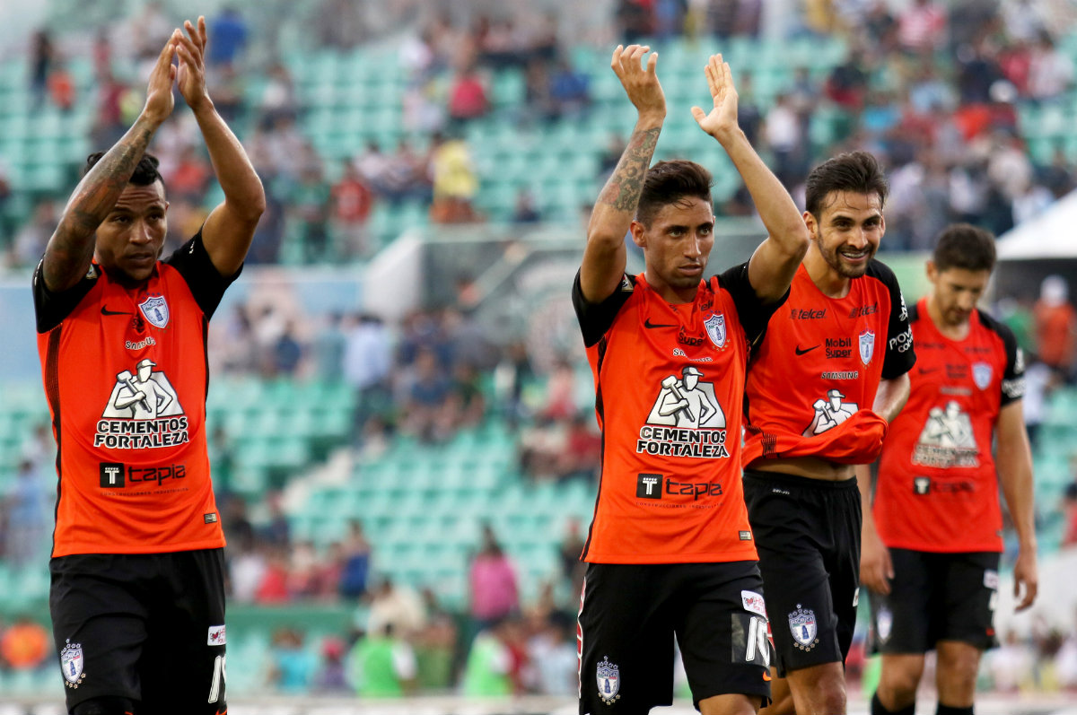 Pachuca vence 2-1 a Chiapas