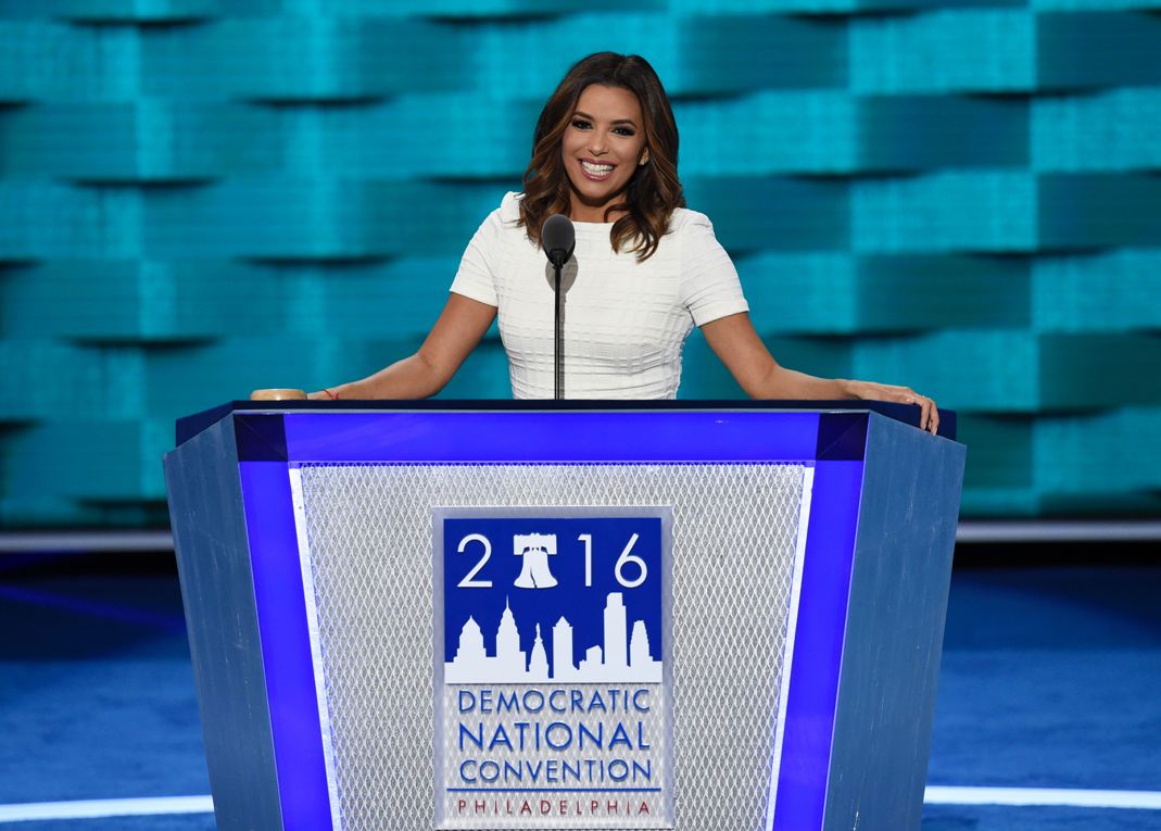 Eva Longoria pronunció un discurso durante la convención demócrata. 