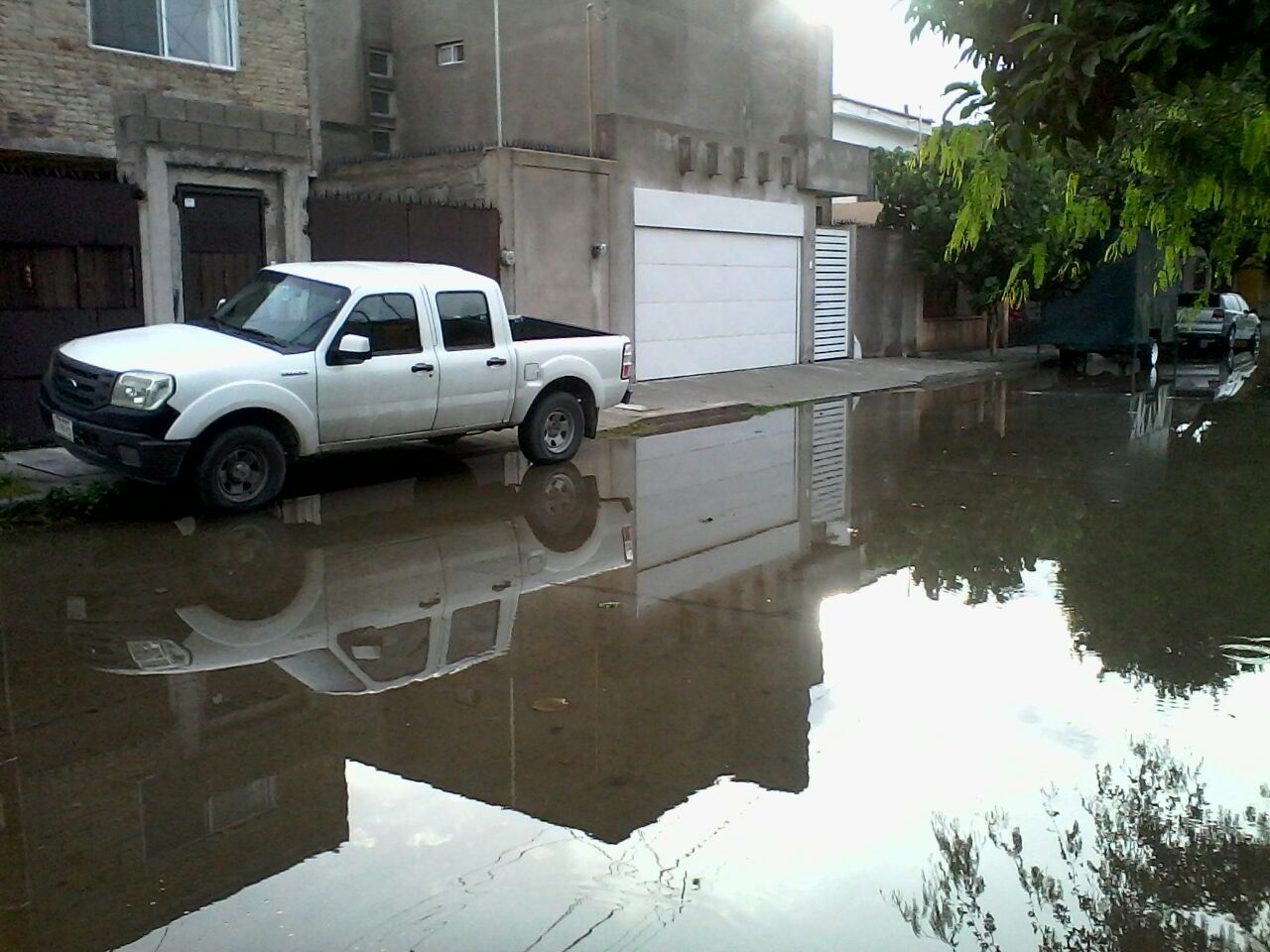 Se presentaron encharcamientos a lo largo de Ciudad Lerdo.