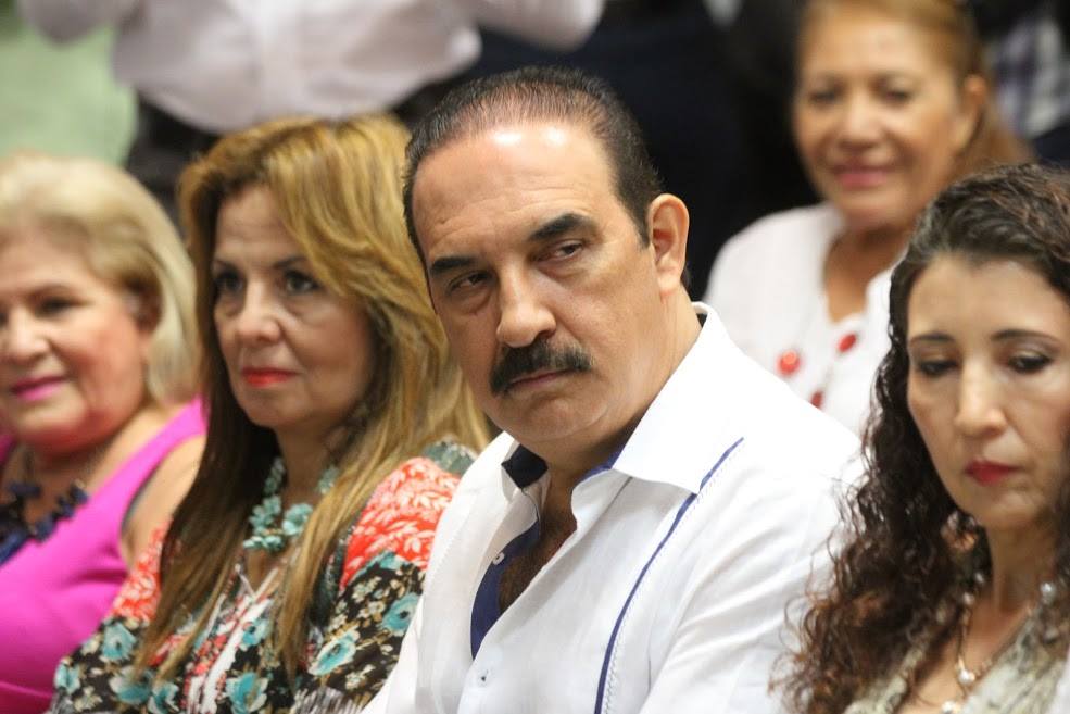 El secretario de Salud, Manuel de la O, en la presentación de las actividades para el mes del adulto mayor.