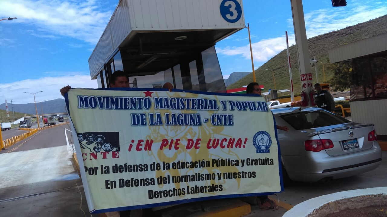 Profesores de la CNTE tomaron la caseta León Guzmán.