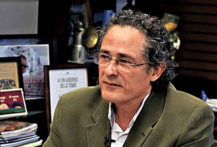 Ofreció su opinión a la PGR como especialista independiente.