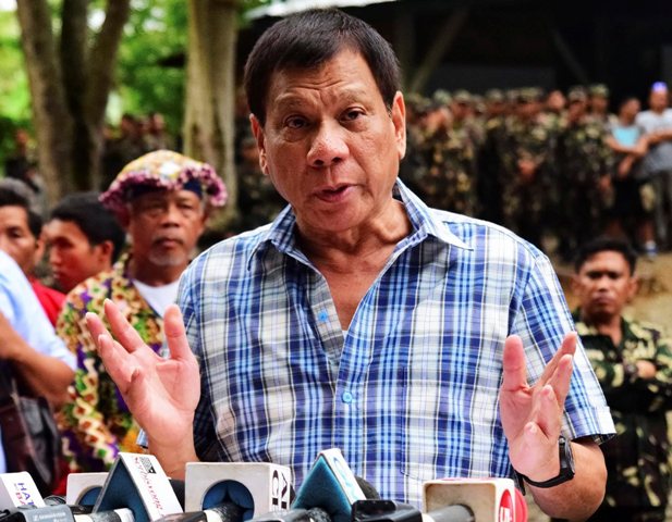 El presidente de Filipinas, Rodrigo Duterte, aseguró que su país es un punto de tránsito y de operación para los narcotraficantes mexicanos.
